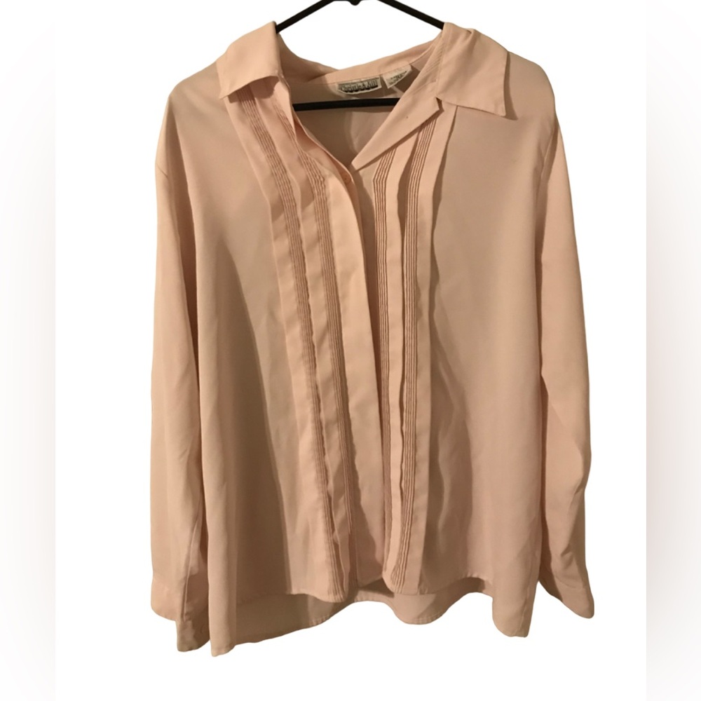Christie & Jill Pink Minimalist Long Sleeve Button Up Pleated Women’s 16W Blouse